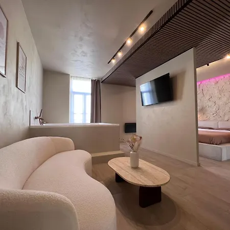 Harmony Avec Balneo 앙제