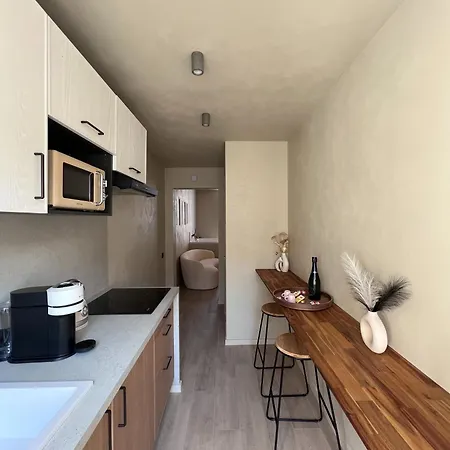 Harmony Avec Balneo Apartament *